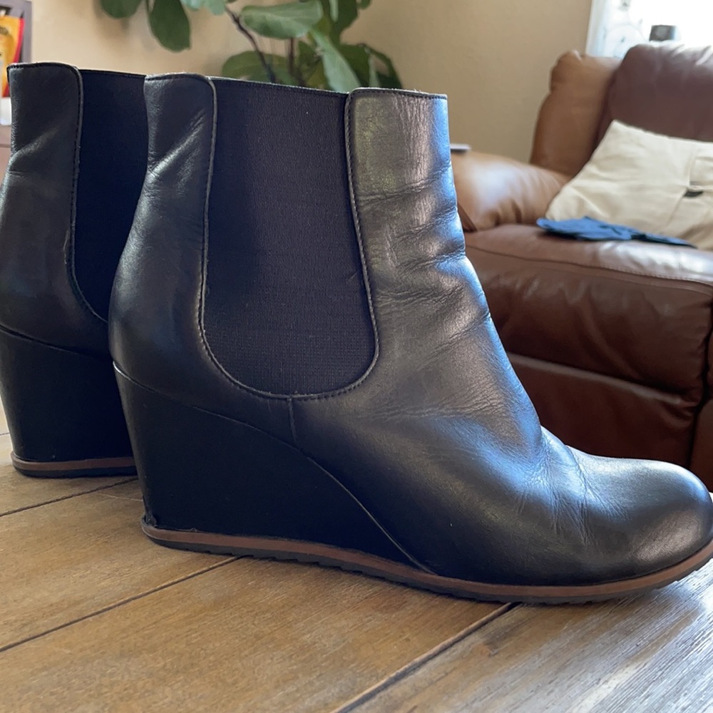 Tesori Black Botties size 8.5